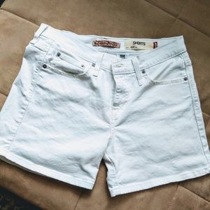 Levi's 515 shorts
